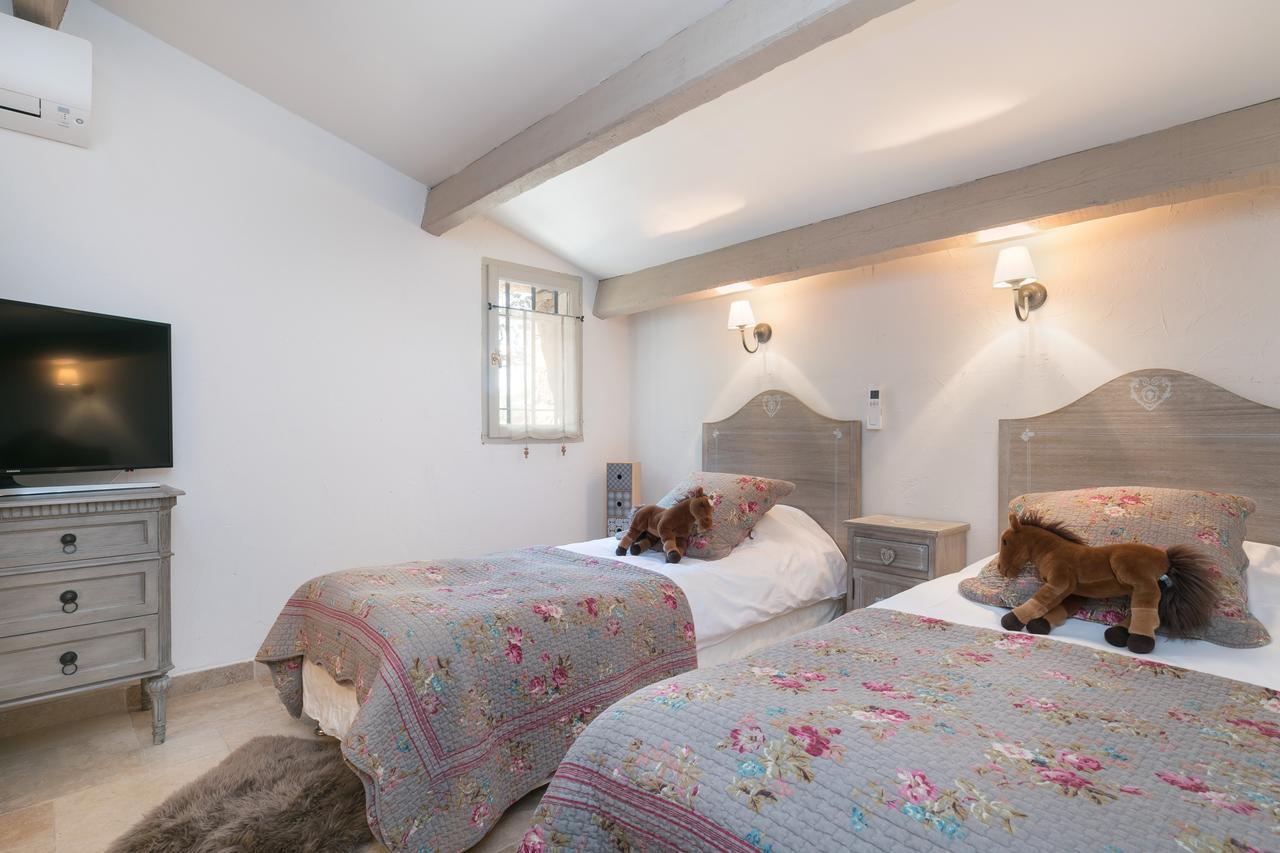 Chateau Des Bertrands Le Cannet-des-Maures Ngoại thất bức ảnh